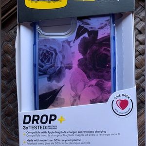 OtterBox symmetry case iPhone 13 floral purple